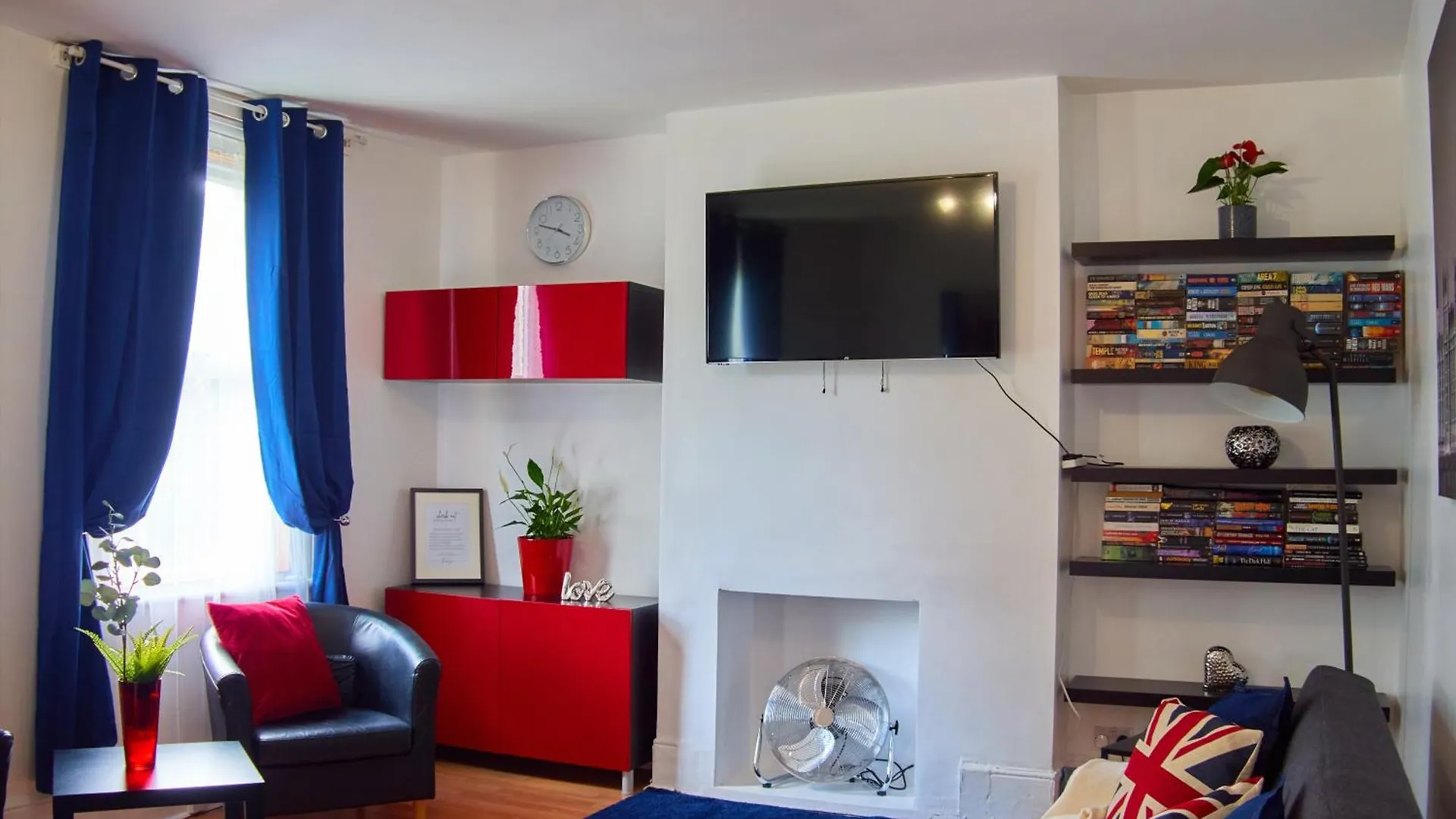 Lovely Large London Apartment 0*,