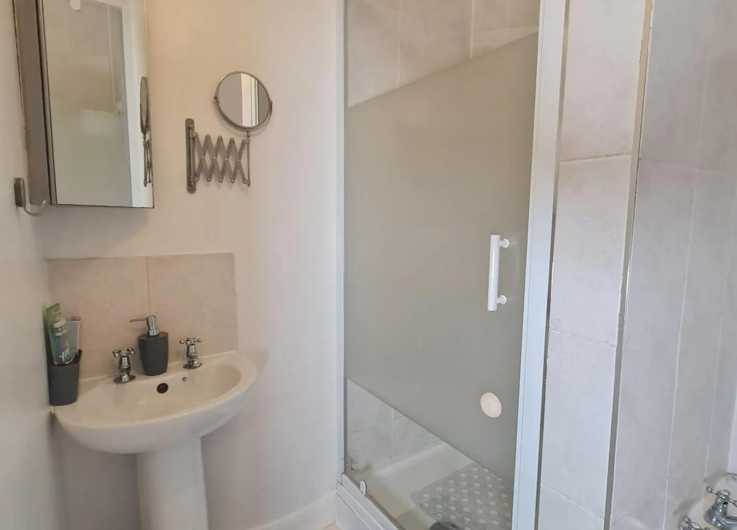 Lovely Large London Apartment